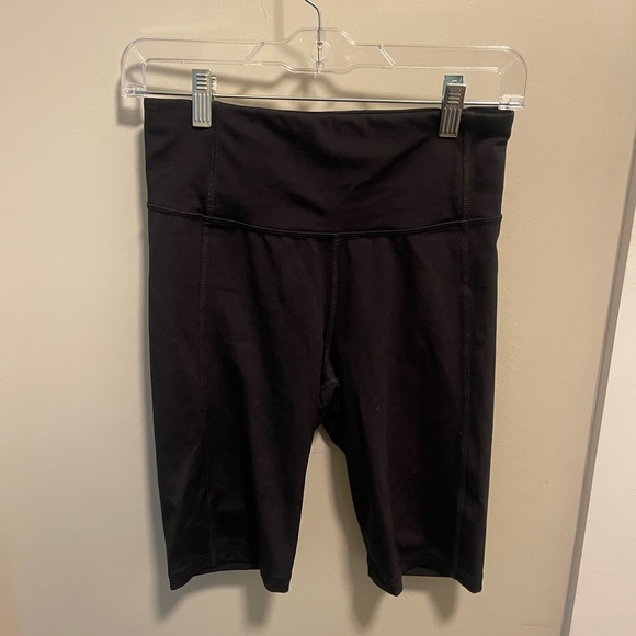 Black Women's Biker Shorts - Picture 1 of 4